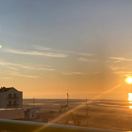 La Timonerie - Escapade 33, Vue Et Esplanade Classe 3 Etoiles Fort-Mahon-Plage