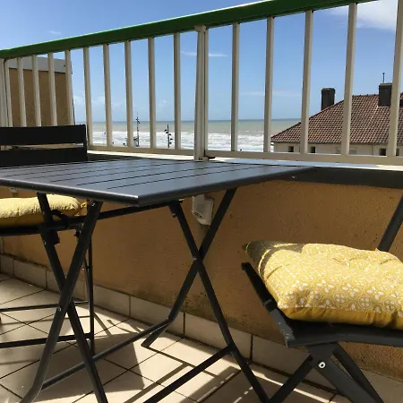 La Timonerie - Escapade 33, Vue Et Esplanade Classe 3 Etoiles